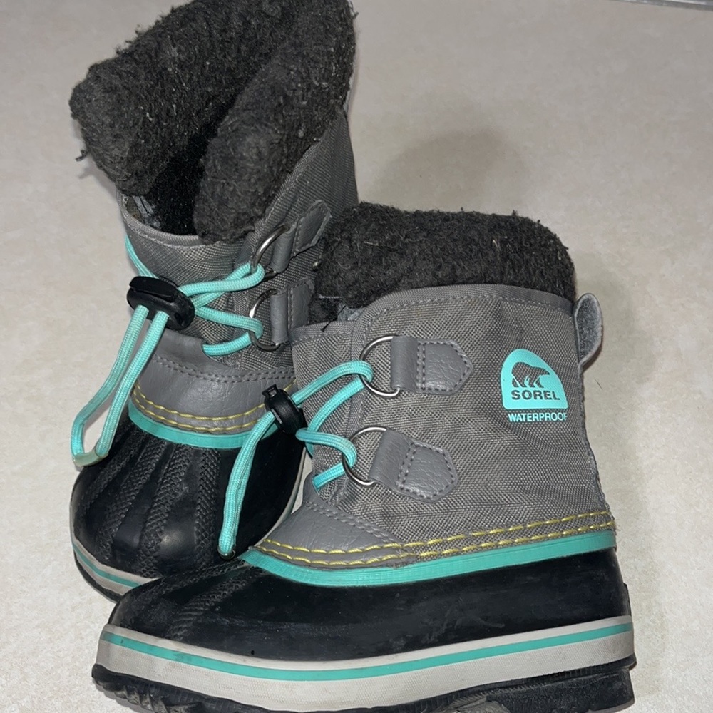 Sorel snow boots